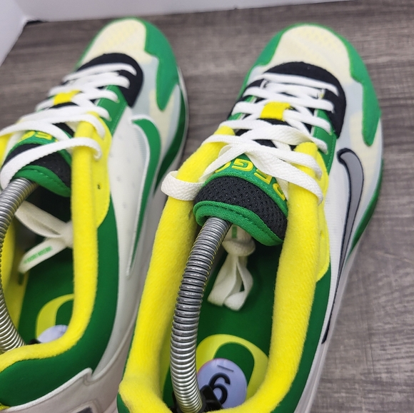 Nike Air Max Solo Oregon Ducks UNIVERSITY Of OREGON Men's Size 9 FZ4837-001 - Picture 6 of 8